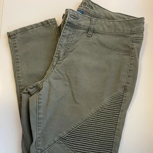 Olive Moto Jegging